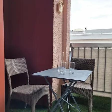 Studio 2 Voyageurs Au Coeur De Ville Sallanches Exterior foto